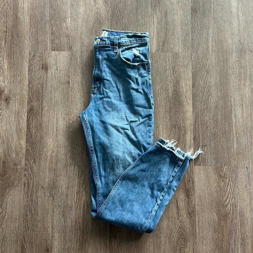 Abercrombie & Fitch The Skinny High Rise Jeans 28 Long Medium‎ Wash Distressed